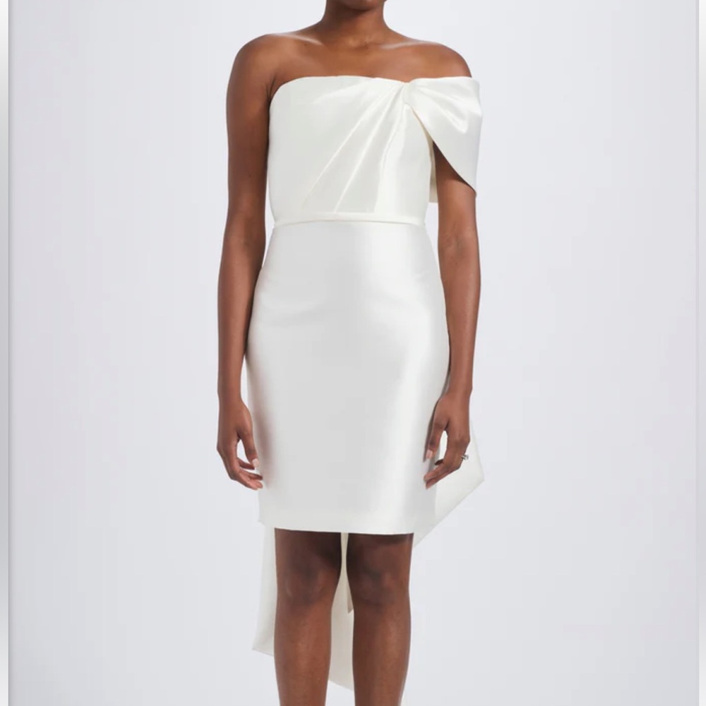 Amsale Ivory Off-the-Shoulder Bow Dress
